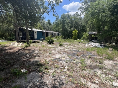 1.23 Acre Lot for Sale in Bell, Florida! - image 9