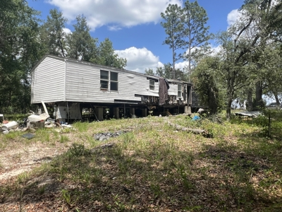 1.23 Acre Lot for Sale in Bell, Florida! - image 11