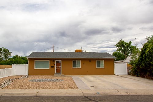 Front of house, 3 car driveway 632 N 19th St