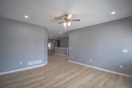 Anamosa Country Home For Sale With Timber - image 4