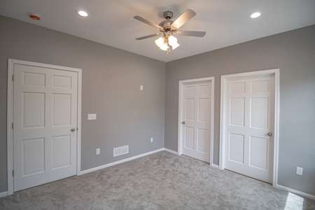Anamosa Country Home For Sale With Timber - image 15