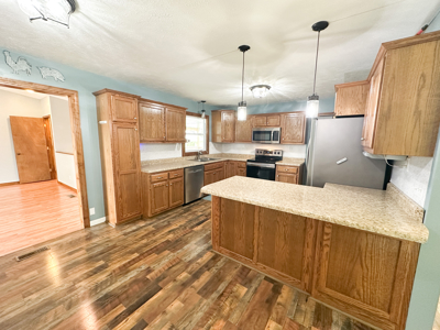Country Home for Sale in Salem, Missouri - image 16