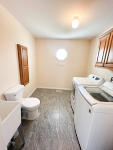 Country Home for Sale in Salem, Missouri - image 39