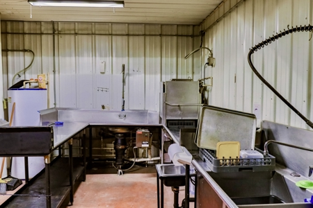 Turn-Key Bar & Grill / Night Club for Sale near Kentucky Lake, TN - image 28