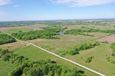 140 Acres m/l with CRP Income, Lake, and Prime Hunting - image 2