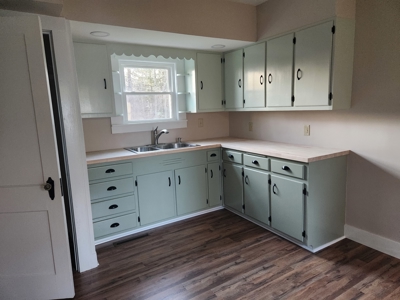 Country Home With Acreage For Sale in Fulton County New York - image 4