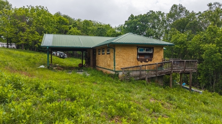 Offering #1 - Home with Water Access at Claytor Lake - image 8
