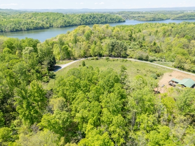 Offering #2 - Building Lot with Water Access at Claytor Lake - image 1