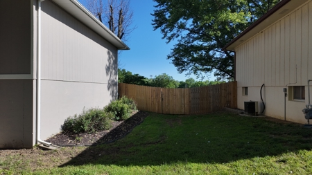 Town Home For Sale Clinton, MO - image 3