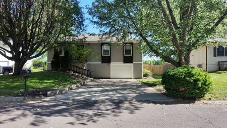 Town Home For Sale Clinton, MO - image 1