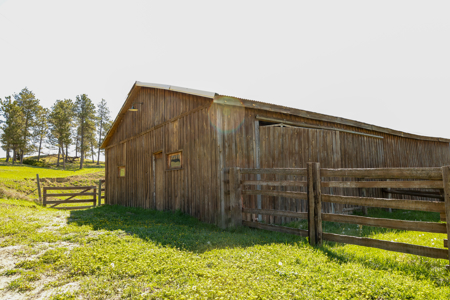 Scenic Montana Ranch with Elk, Deer & Trout Fishing - image 45