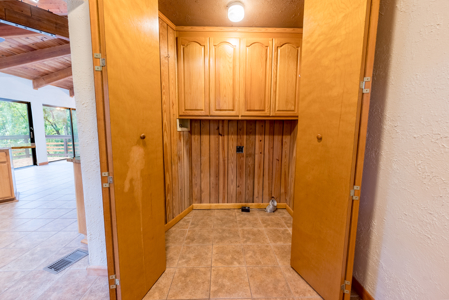 Riverfront Home on 4.64 Acres for Sale in Jasper, Florida - image 26