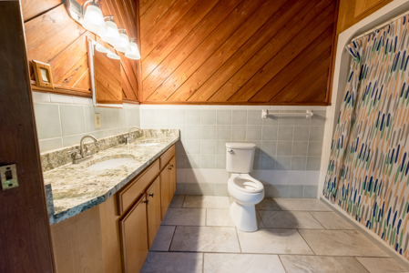 Riverfront Home on 4.64 Acres for Sale in Jasper, Florida - image 32