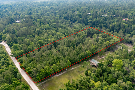 Riverfront Home on 4.64 Acres for Sale in Jasper, Florida - image 18