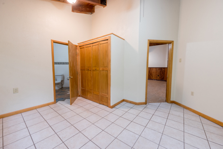 Riverfront Home on 4.64 Acres for Sale in Jasper, Florida - image 36