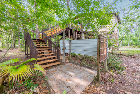 Riverfront Home on 4.64 Acres for Sale in Jasper, Florida - image 6