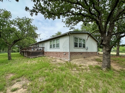 Texas Acreage with Home, Shop, RV Parking – Brownwood Real Estate - image 3