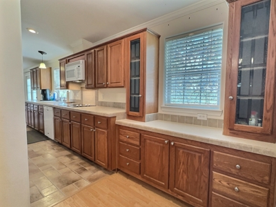 Texas Acreage with Home, Shop, RV Parking – Brownwood Real Estate - image 32