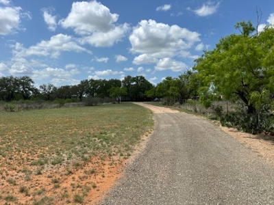 Texas Acreage with Home, Shop, RV Parking – Brownwood Real Estate - image 17