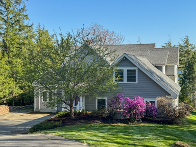 Lakefront Living Without Compromise - image 5