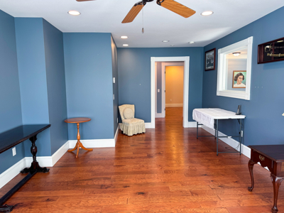 Lakefront Living Without Compromise - image 29