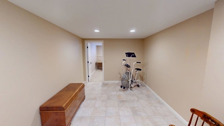 Lakefront Living Without Compromise - image 35