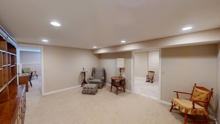 Lakefront Living Without Compromise - image 34