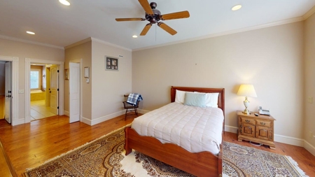 Lakefront Living Without Compromise - image 22