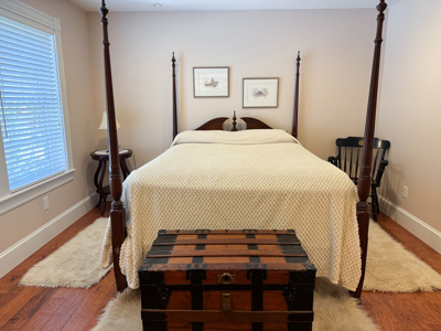 Lakefront Living Without Compromise - image 26