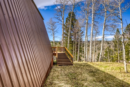 Charming, well-insulated home built with efficiency and coziness - image 17