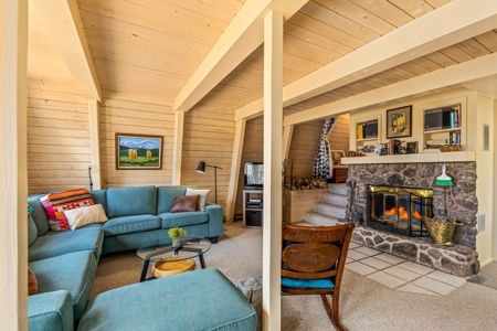 Charming, well-insulated home built with efficiency and coziness - image 13