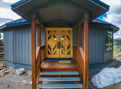 A Rare Find in Colorado - Views, Design, and Lifestyle All in One - image 2