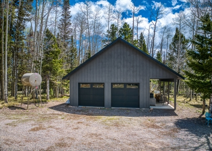 A Rare Find in Colorado - Views, Design, and Lifestyle All in One - image 17