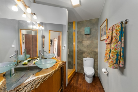 A Rare Find in Colorado - Views, Design, and Lifestyle All in One - image 27