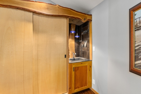 A Rare Find in Colorado - Views, Design, and Lifestyle All in One - image 31