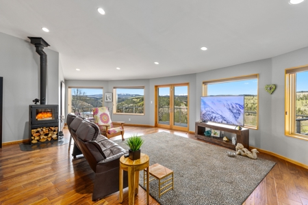 A Rare Find in Colorado - Views, Design, and Lifestyle All in One - image 21