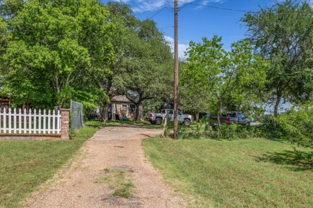Commercial Investment Opportunity in Bell County - image 22