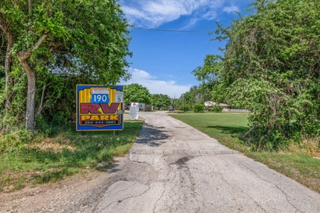 Commercial Investment Opportunity in Bell County - image 21
