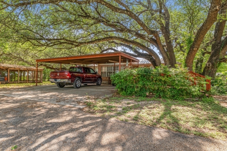 Commercial Investment Opportunity in Bell County - image 28