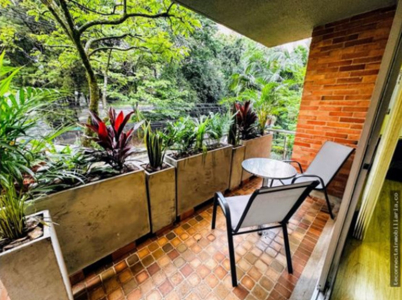 Stylish Furnished in a Prime Location: Ideal for Investors - image 3