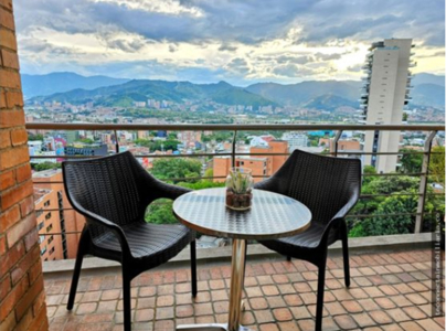 Penthouse ready to move in- Prime Location- Investment opportunit - image 2