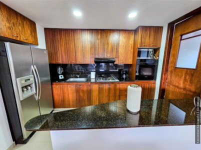 Penthouse ready to move in- Prime Location- Investment opportunit - image 5