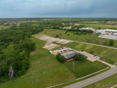 For Sale 20.5 Acres High Traffic Location On Hwy 69/75 - image 1