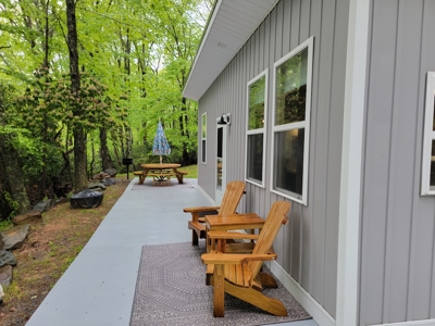 Tiny Home for Sale in Willis VA - image 3