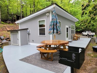 Tiny Home for Sale in Willis VA - image 15