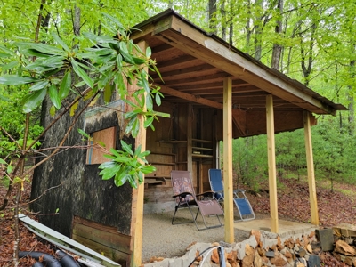 Tiny Home for Sale in Willis VA - image 20