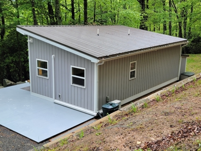 Tiny Home for Sale in Willis VA - image 16