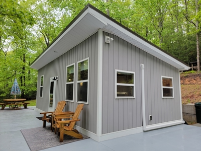 Tiny Home for Sale in Willis VA - image 2