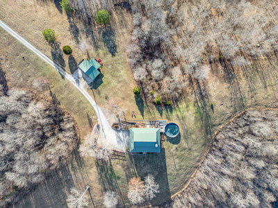 Stunning Log Home on 53 Private Acres – Nunnelly, TN - image 40