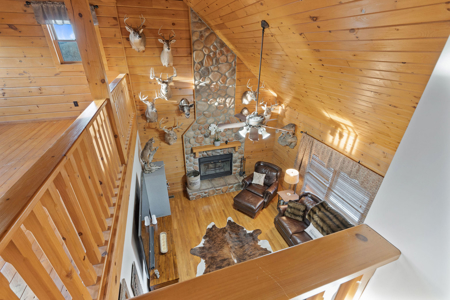 Stunning Log Home on 53 Private Acres – Nunnelly, TN - image 34
